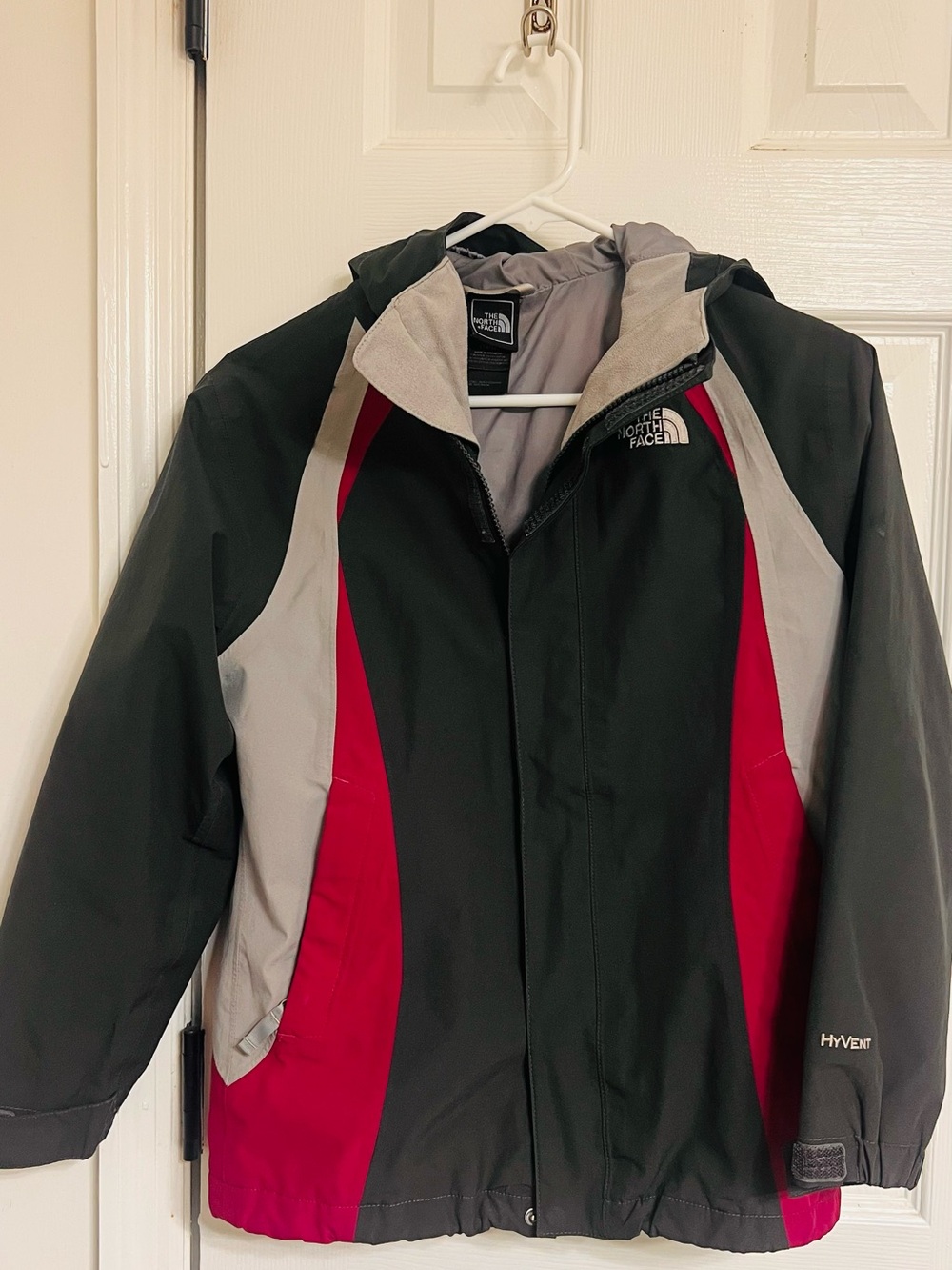 The North Face Kids Colorblock Rain Jacket in Black, Gray & Red